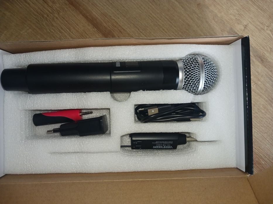 Profesjonalny mikrofon bezprzewodowy z akumulatorem uhf nowy