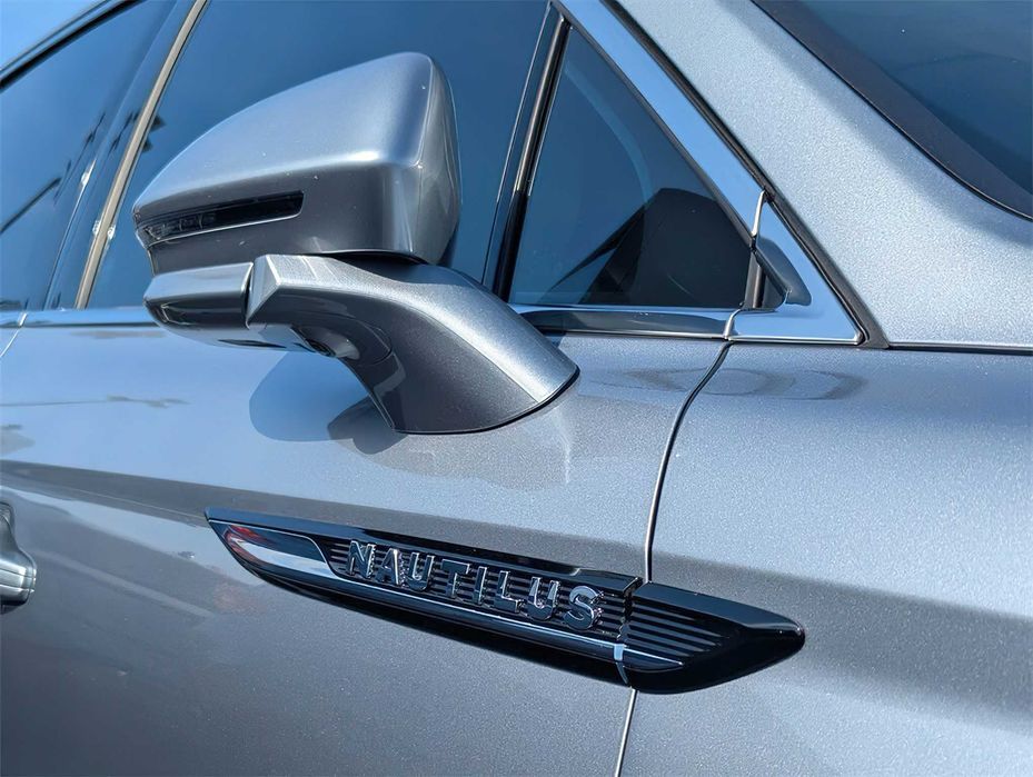 Lincoln Nautilus Black Label      2021