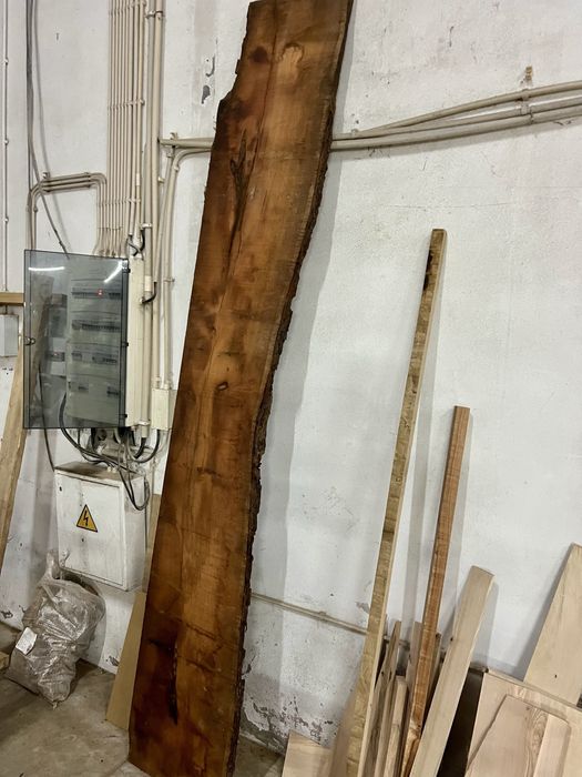 Prancha de acácia 300x45x4cm.