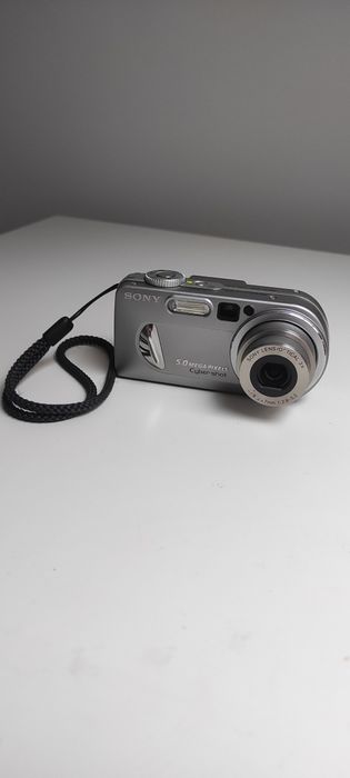 Aparat cyfrowy Sony DSC-P10 5.0 mpx