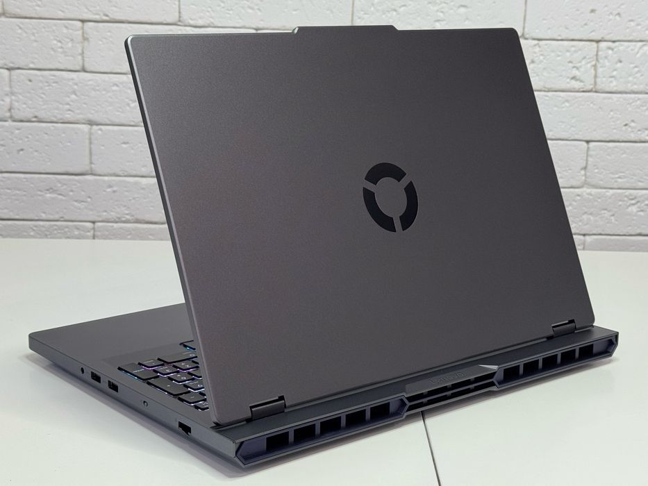 Lenovo Legion 5/2K/240Hz/Ultra 9-275HX/24 GB DDR5/1 TB SSD/RTX 5060
