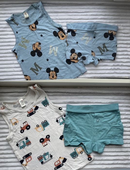 Майка і трусики