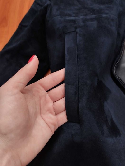 темно синя куртка Max Mara