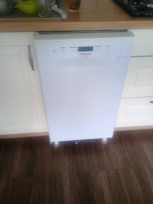 Zmywarka Ariston Hotpoint na części.