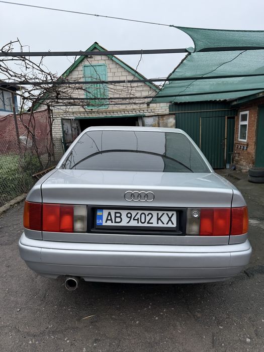 Продам Audi 100c4