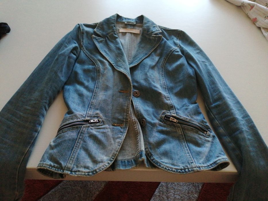 Casaco de ganga marca bershka