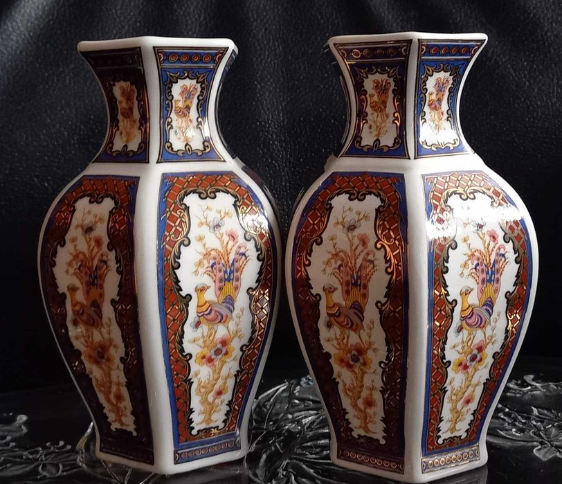 Ваза для невеликого букету.  Пара. Японія