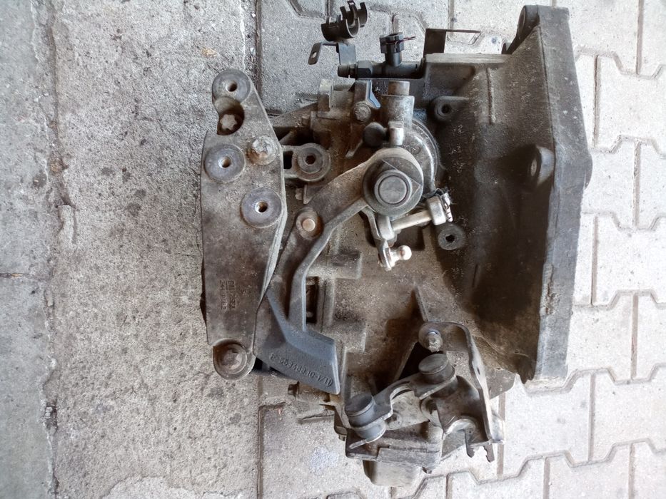 Skrzynia biegów manualna opel Zafira B 1,9 CDTI 150 km 6 bieg