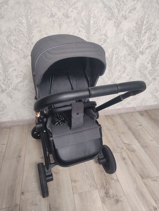 Коляска Carrello Epica