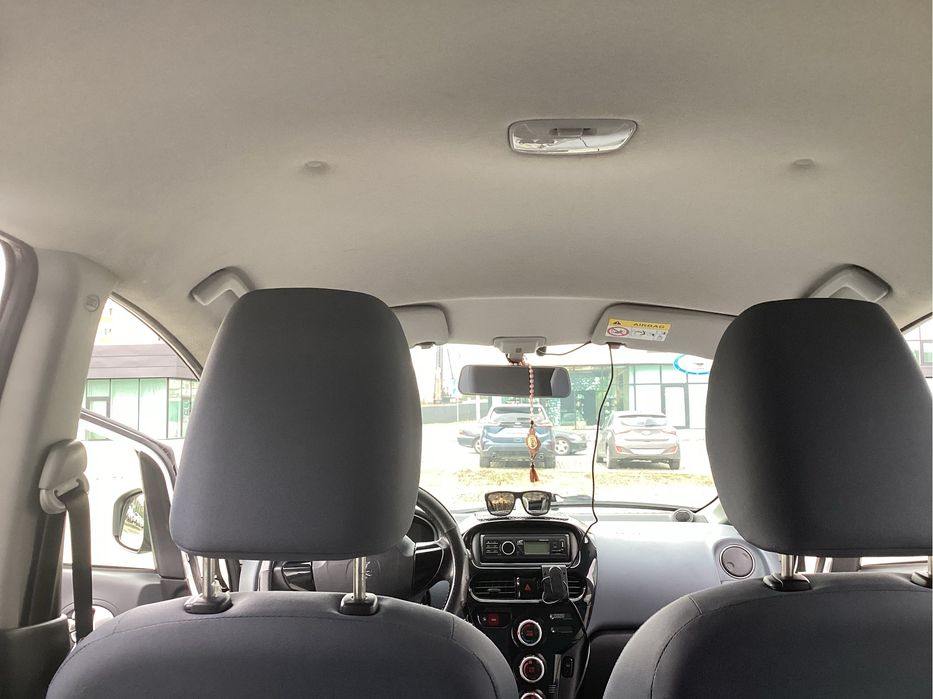 Пежо іон 2016 р.  Peugeot iOn електричка