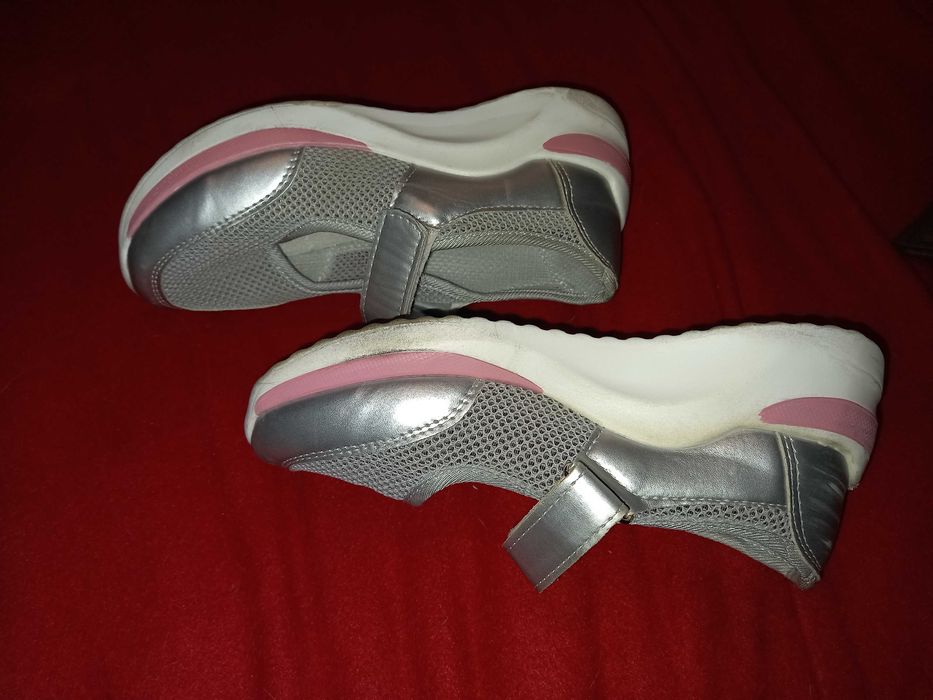 Sapatilhas leves e de tecido aberto/respirável - cinza e rosa - 36