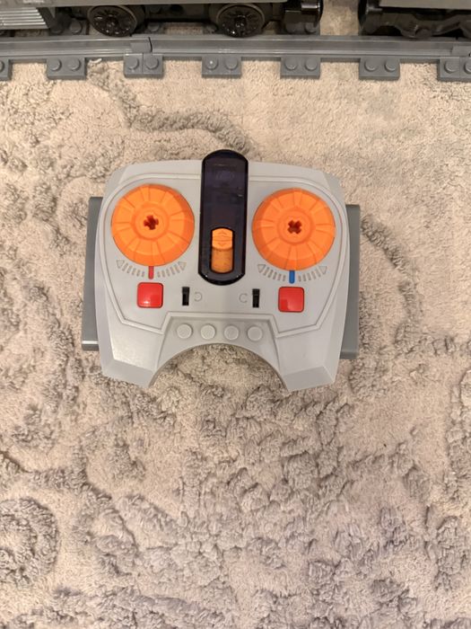 Pociąg Lego City Superszybki