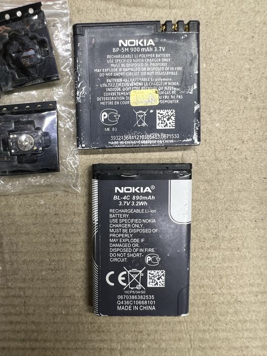 Продам зарядки на Nokian82