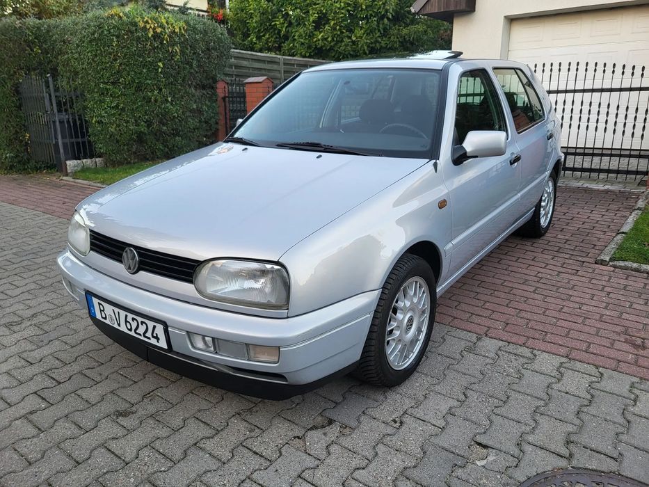 Volkswagen Golf 3 1.6 50.651 Kilometrów 1 właścicieli Perfekcyjny Stan