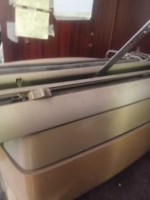 Máquina escrever Messa anos 70.