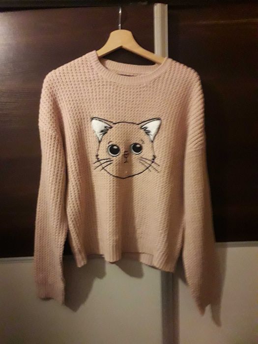sweter z motywem kotka