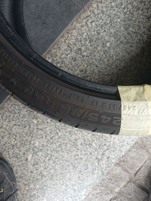 2 pneus 245 35 r18 Continental