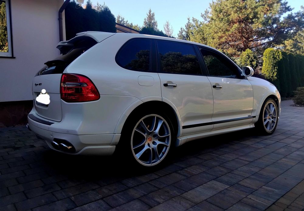 Porsche Cayenne GTS