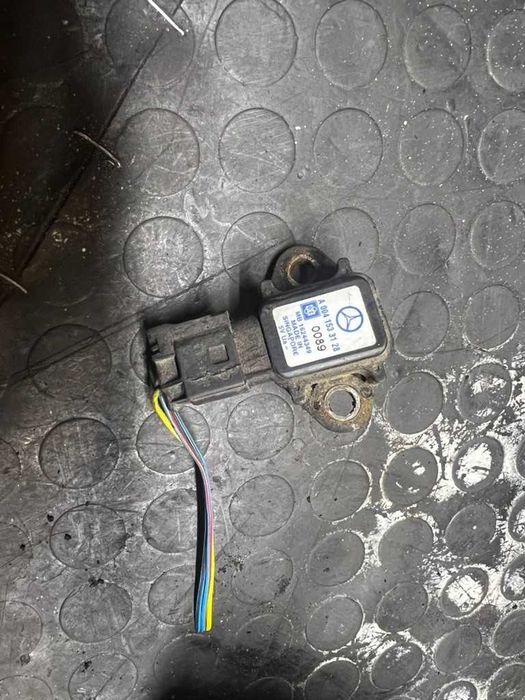 Датчик надуву Мерседес 2.2cdi om 611 W210/203  (A 004 153 31 28)