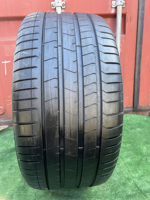 Opona Pirelli P zero 315/35/21 pojedynka