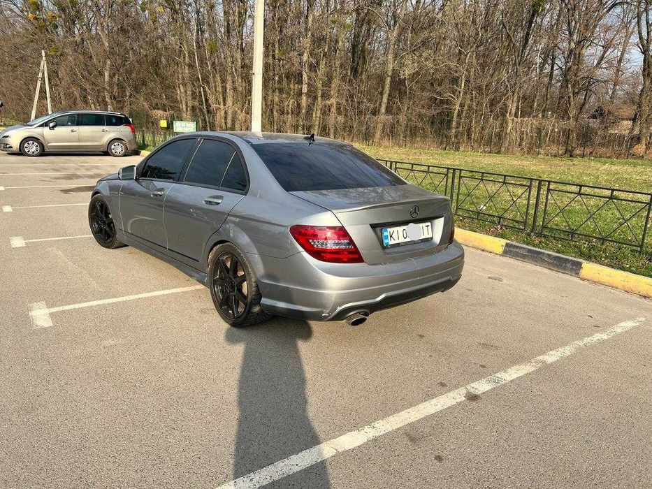 Mercedes-Benz C-Class 2013