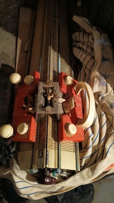 Maquina de tricotar