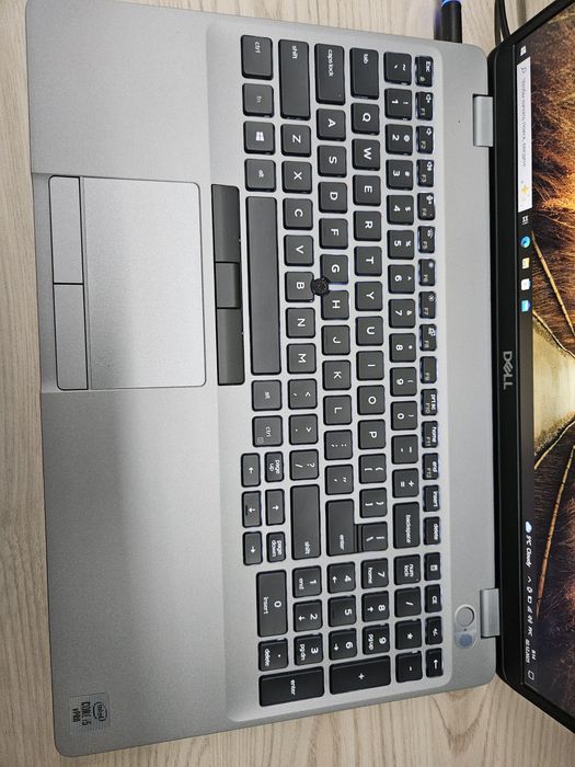 Dell Latitude 5511 i5-10400H/16Gb/SSD 256Gb/Nvidia MX250/15.6" IPS