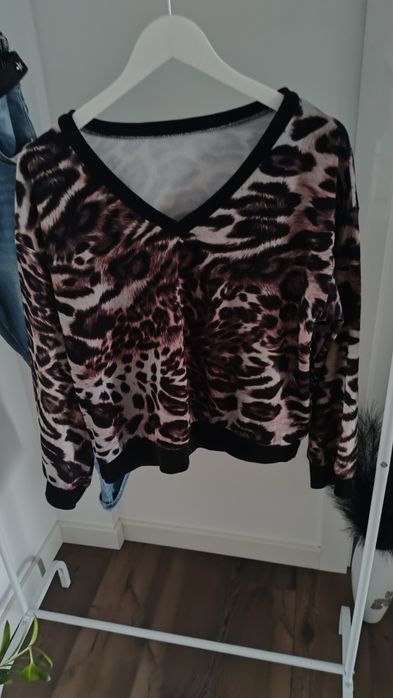 Bluza welurowa w panterkę roz XL 42