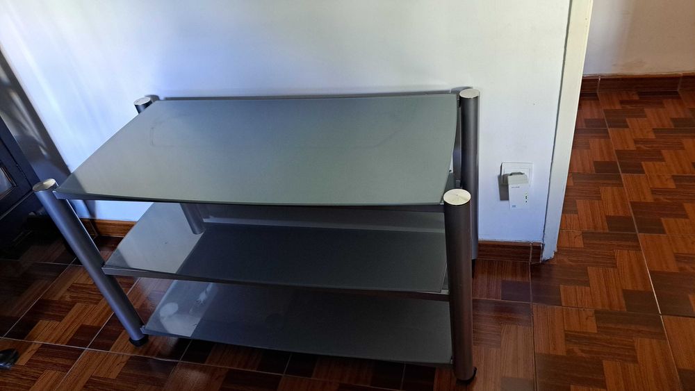Mesa de TV e Musica