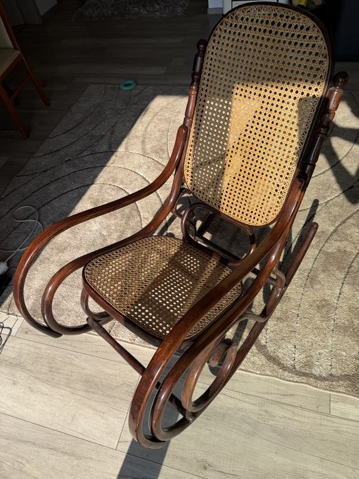 Fotel bujany ratanowy