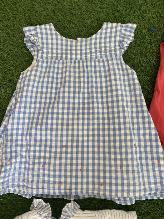 Lote roupa PlayUp Conjuntos menina Jardineira,calças,vestidos e blusa