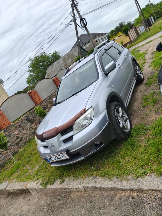 Mitsubishi Outlander 2004