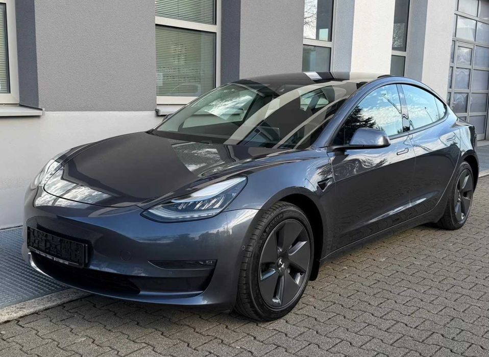 Tesla Model 3 Dual Motor 2020