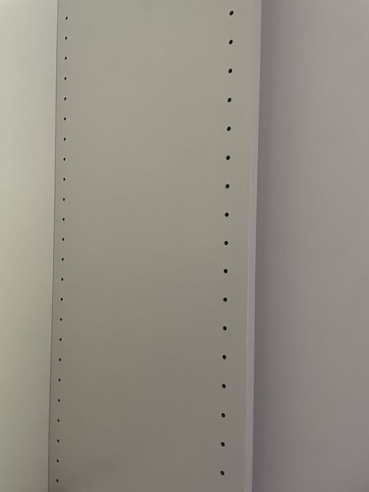 Estrutura de Roupeiro Branco Ikea