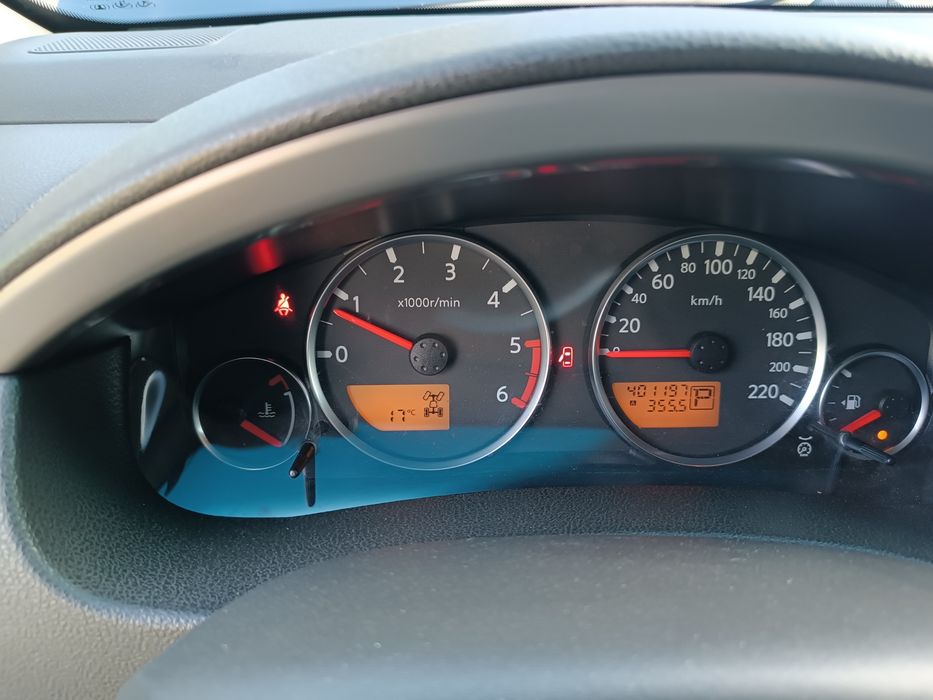 Ніссан патфайндер R51 2.5 дизель автомат