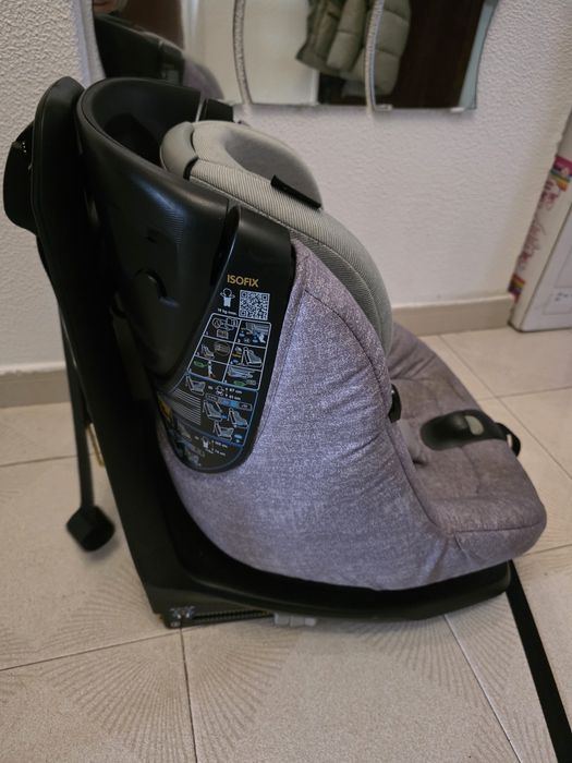 Cadeira BebeConfort AxissFix 360 graus