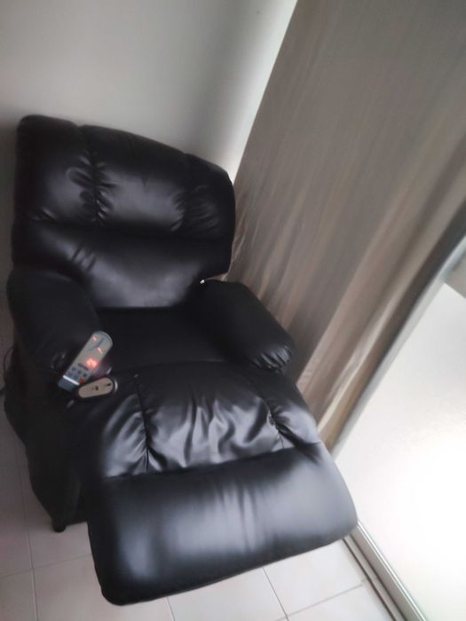 Vende-se Poltrona de massagem sem nava