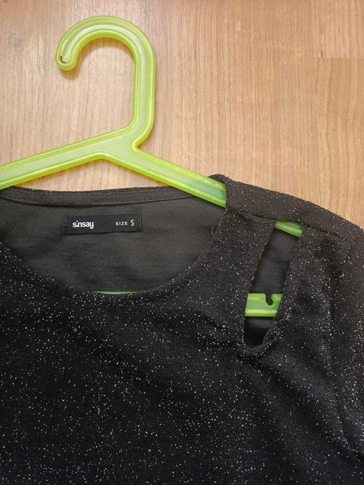 Sukienka brokatowa Sinsay