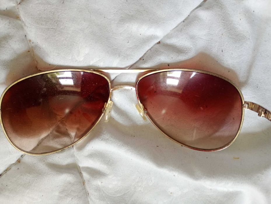 Okulary Ala RAY BAN firmy Prius. Stopniowo sciemniane