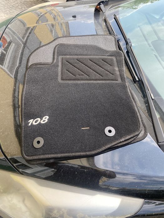 Tapete para Carro Original.