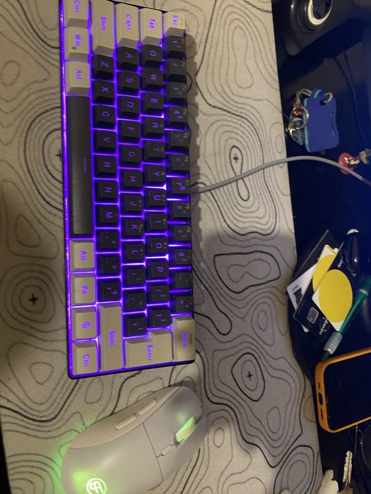 Rato e teclado gamer