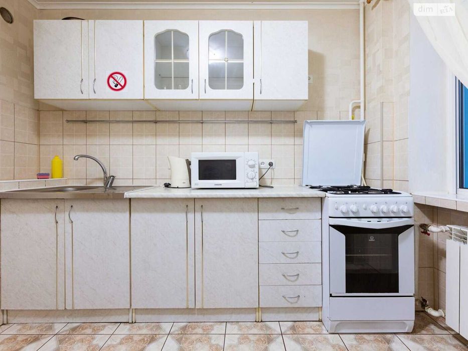 Берестейський проспект, 29 в Києві, КПІ, Охматдит