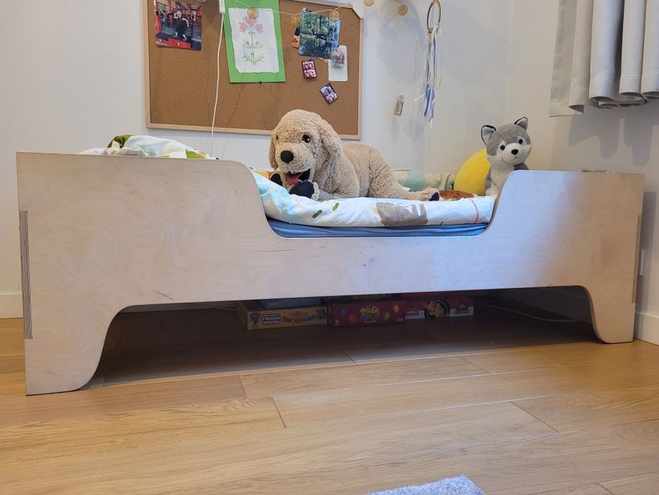 Łóżko + materac. 160 cm proste sklejka skandynawski styl