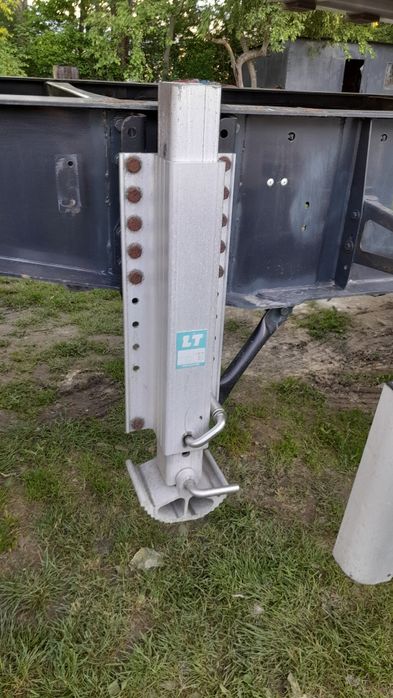 Напівпричіп самаскид