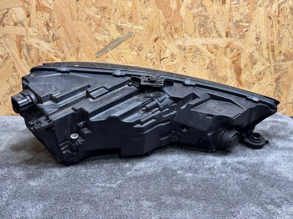 Фара Audi A4 B9 full led USA рест, 2020-2024р