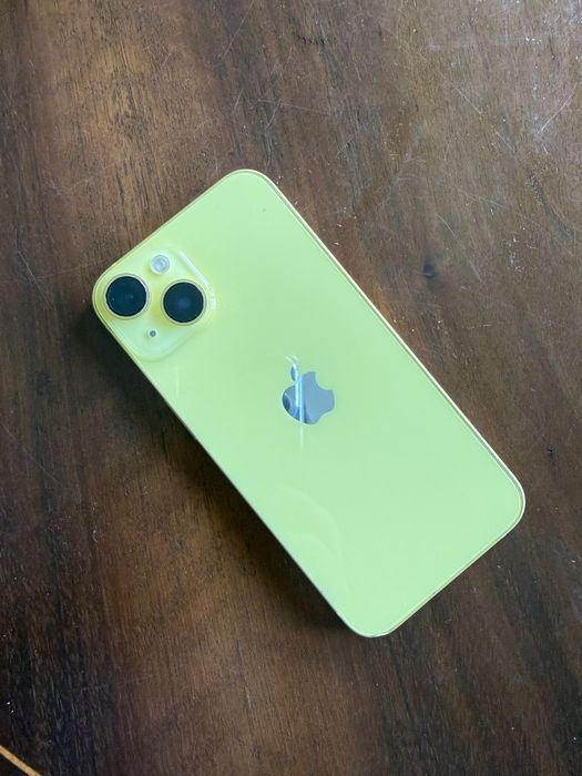 iPhone 14 em excelente estado