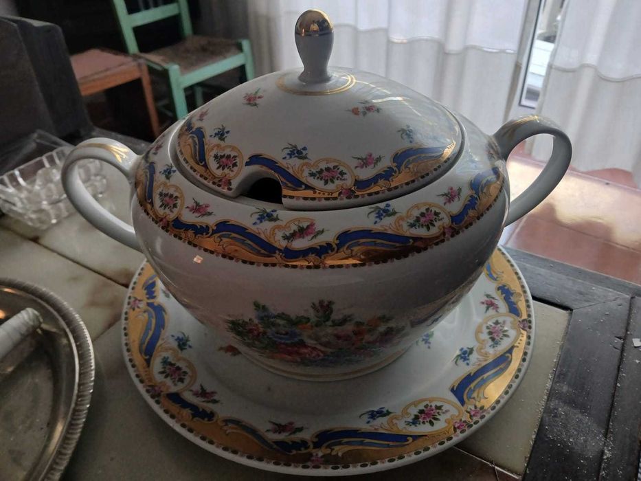 Terrina porcelana pintada à mão estilo alemão