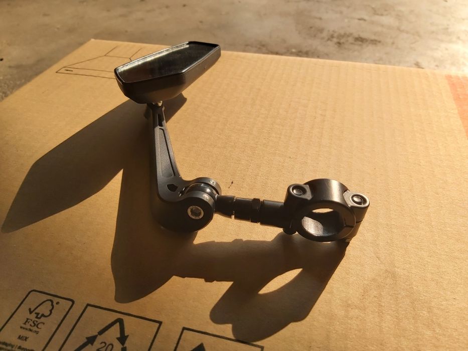 Espelho lado direito Trotinete NOVO -- robusto64286046159617123