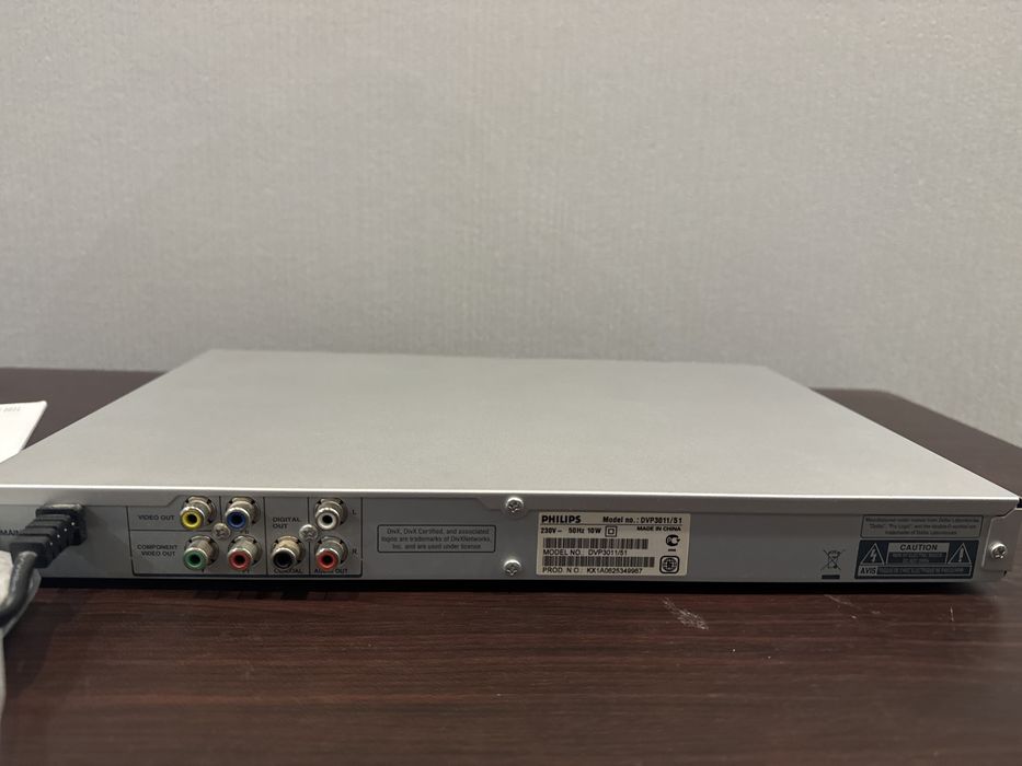 DVD-плеер Philips DVP3011 — отличное состояние, с инструкцией