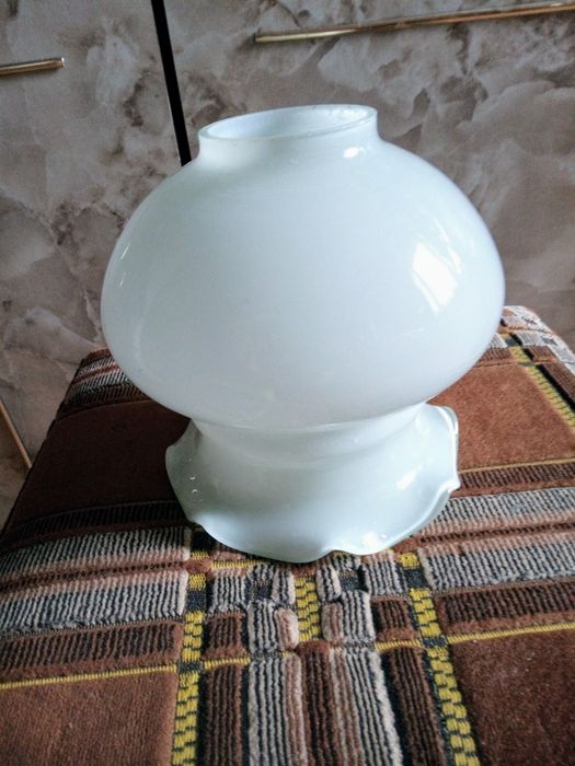 Плафоны разные...